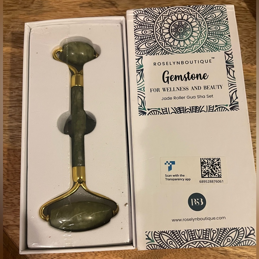 New! Roselyn Boutique Jade Roller Gua Sha Massage Tool Set